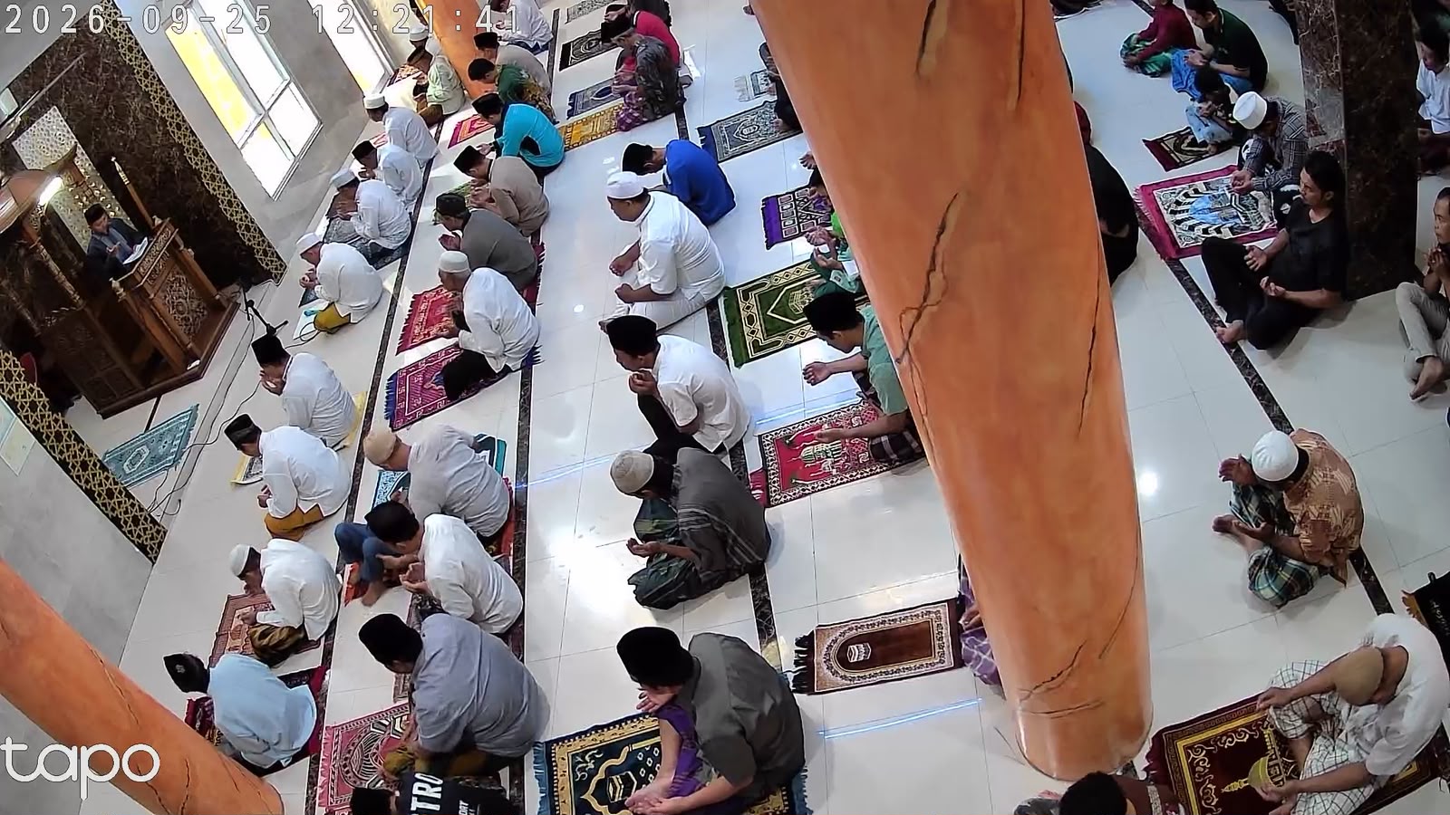 Khutbah Jumat "Jangan Sampai Jabatan dan Harta Melalaikan Kita"